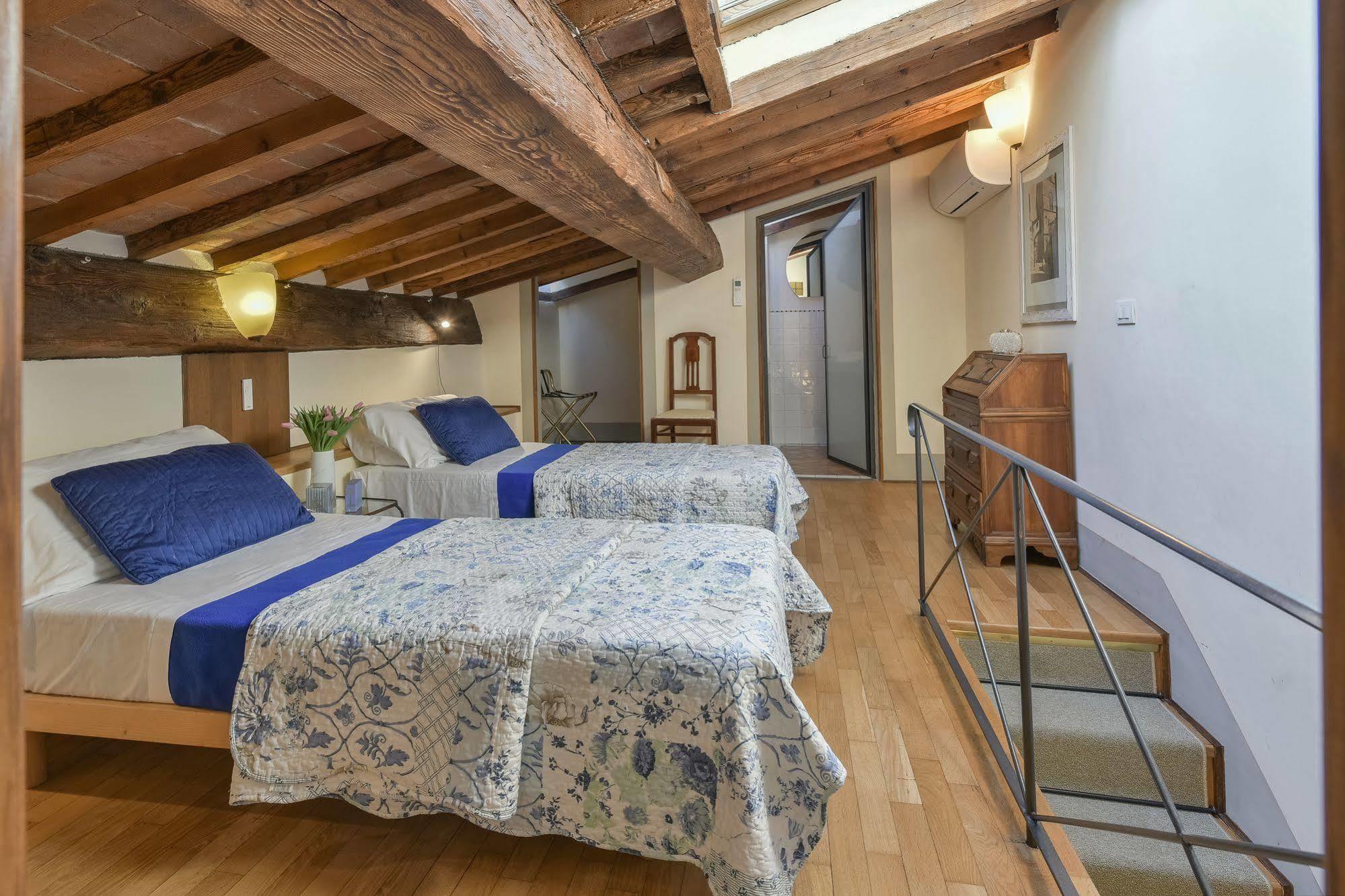 Palazzo Uguccioni Apartments Firenze Eksteriør bilde