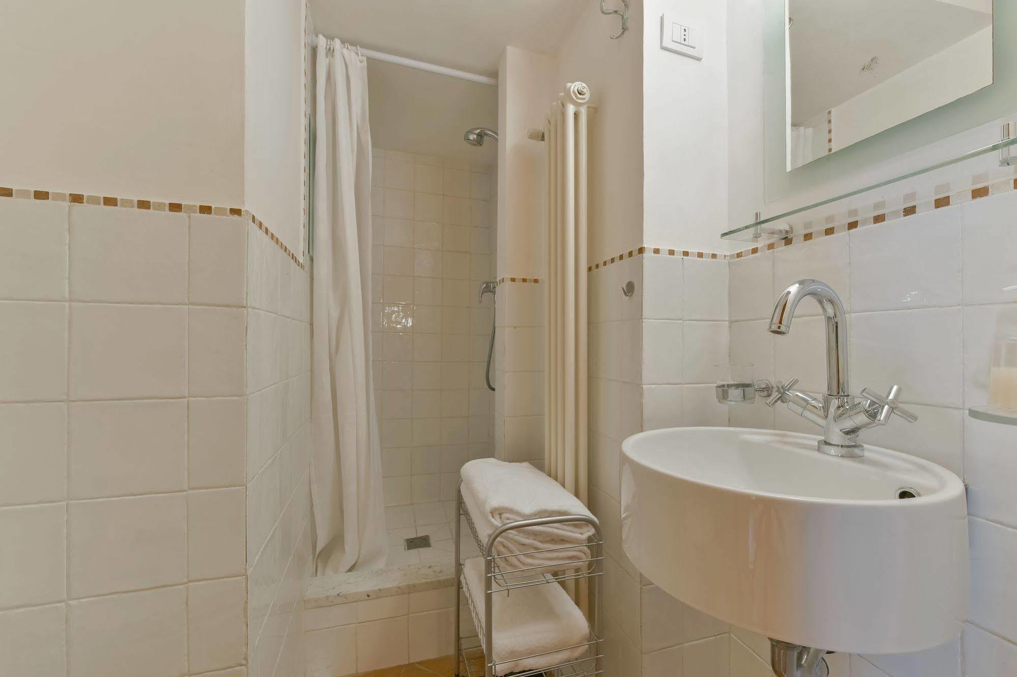 Palazzo Uguccioni Apartments Firenze Eksteriør bilde