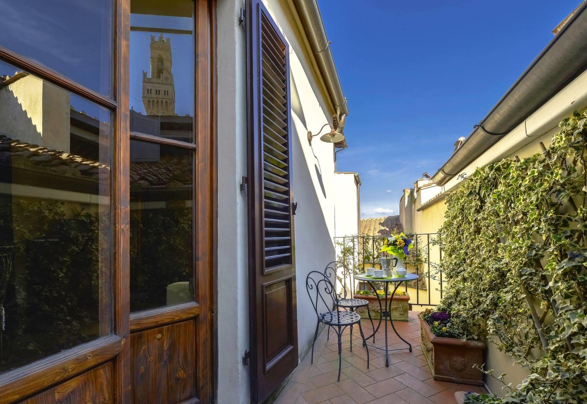 Palazzo Uguccioni Apartments Firenze Eksteriør bilde