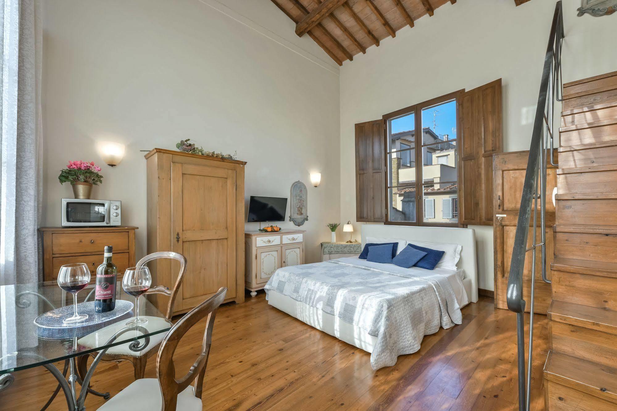 Palazzo Uguccioni Apartments Firenze Eksteriør bilde